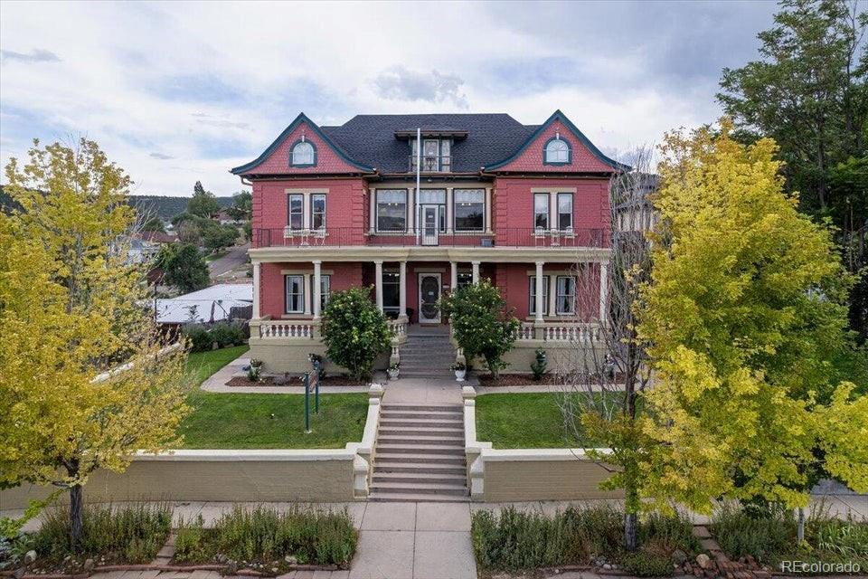 310 E Second Street