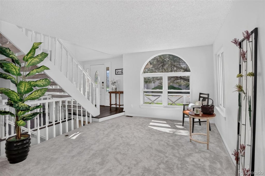 Photo of 16392 E Hialeah Drive, Centennial, CO 80015 (MLS # 6727311)