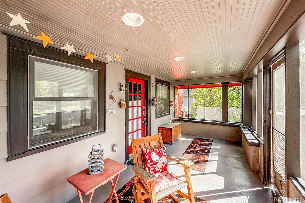 Photo of 402 Sherman Street, Longmont, CO 80501 (MLS # 6822410)