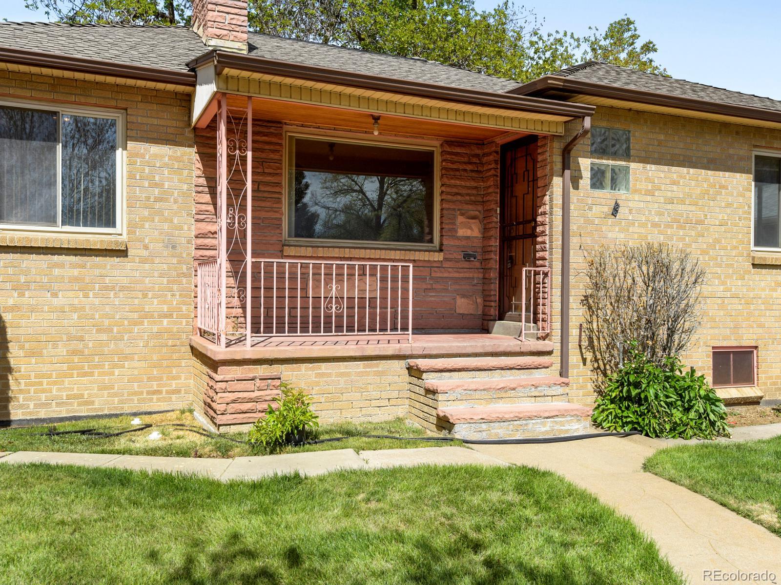 1065 Lansing Street