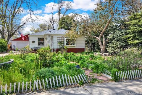 Photo of 5211 Dover Street, Arvada, CO 80002 (MLS # 4592401)