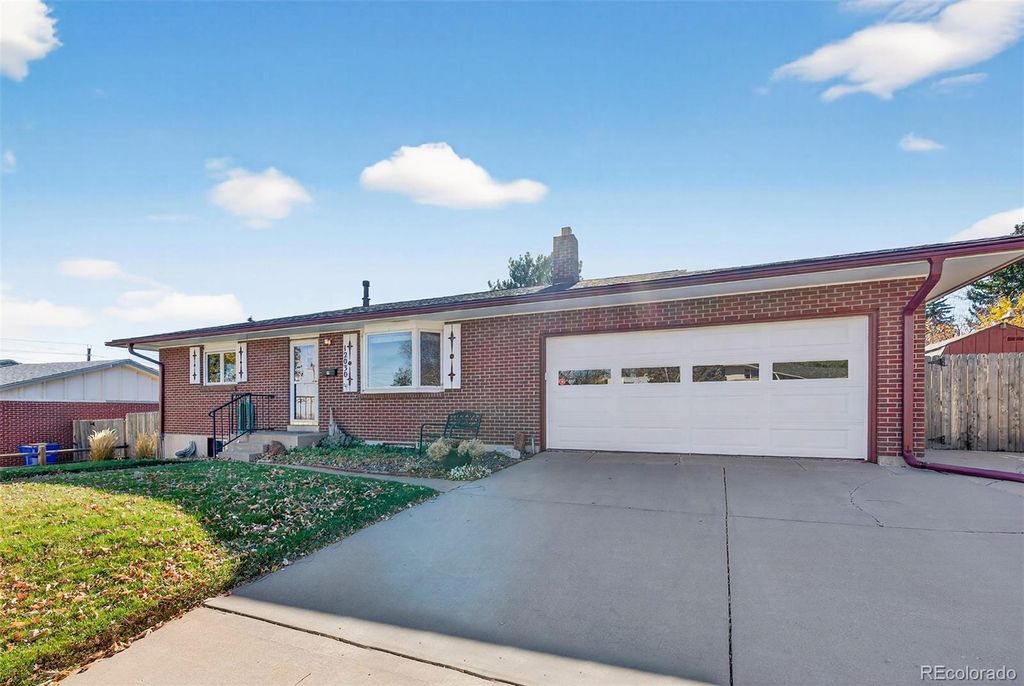 Photo of 12030 W Carolina Drive, Lakewood, CO 80228 (MLS # 5329664)