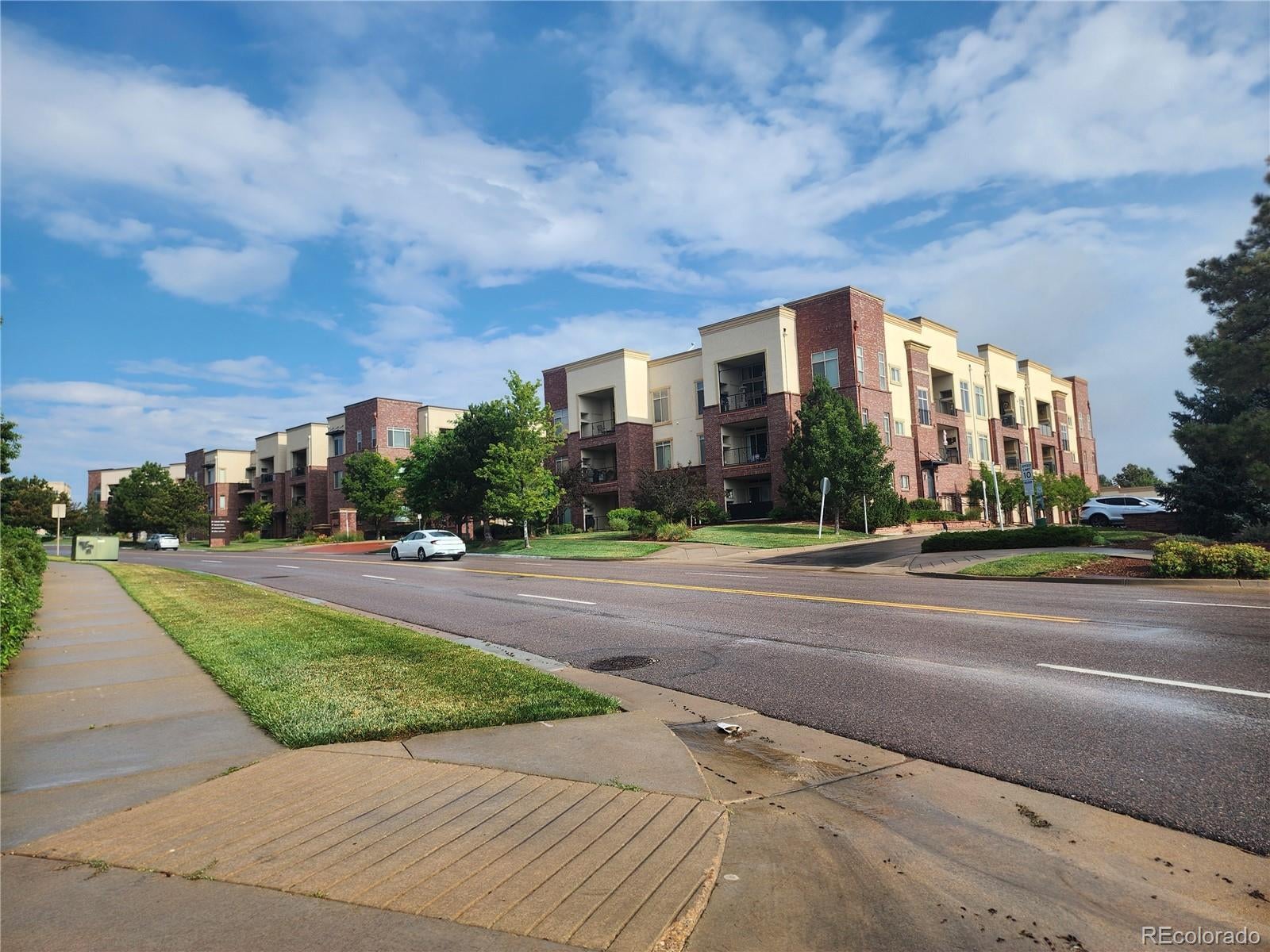 301 Inverness Way 307