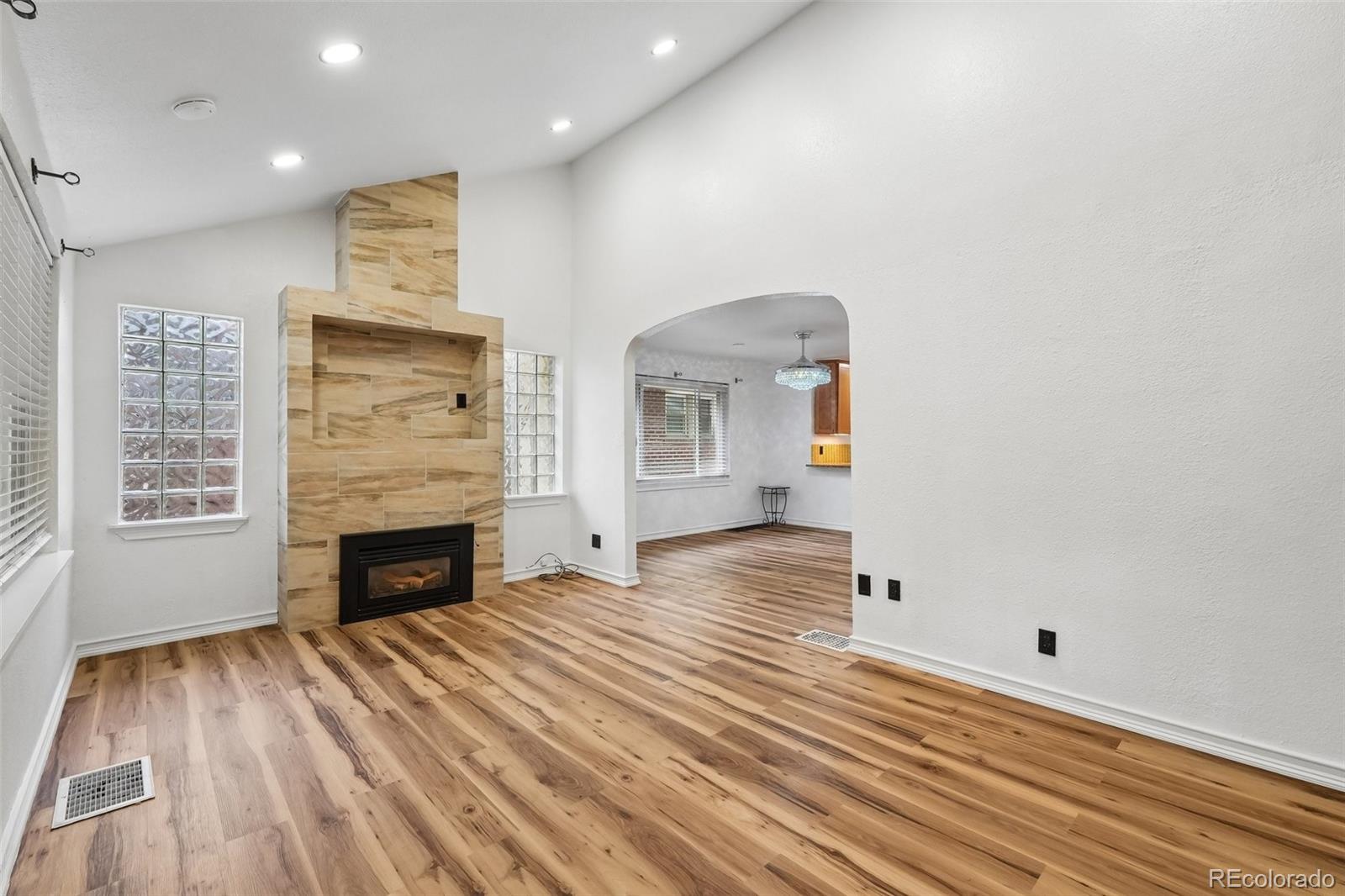 1327 Monroe Street