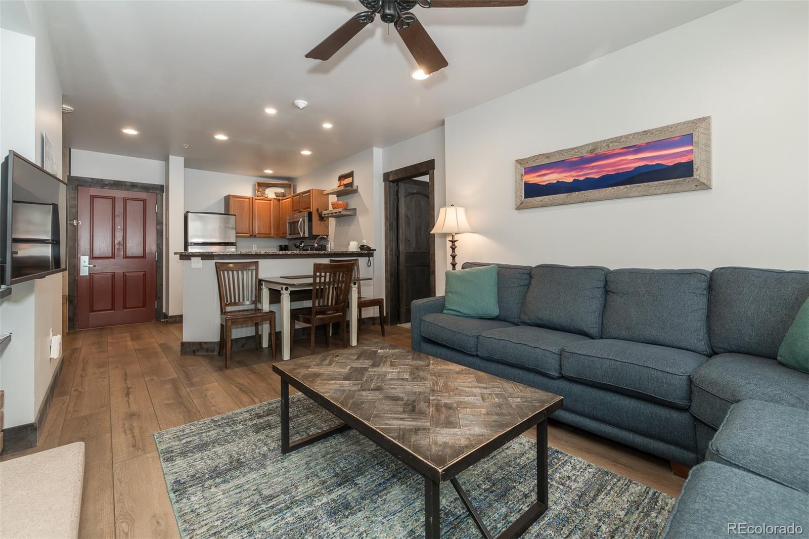 401 Nystrom Lane 1503