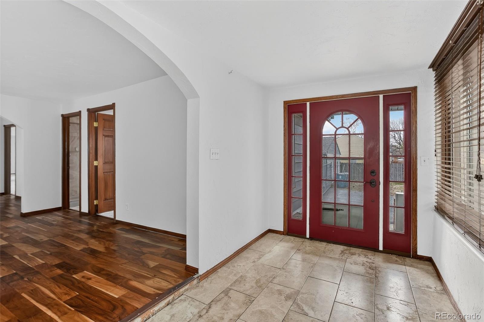 6170 N Oneida Street