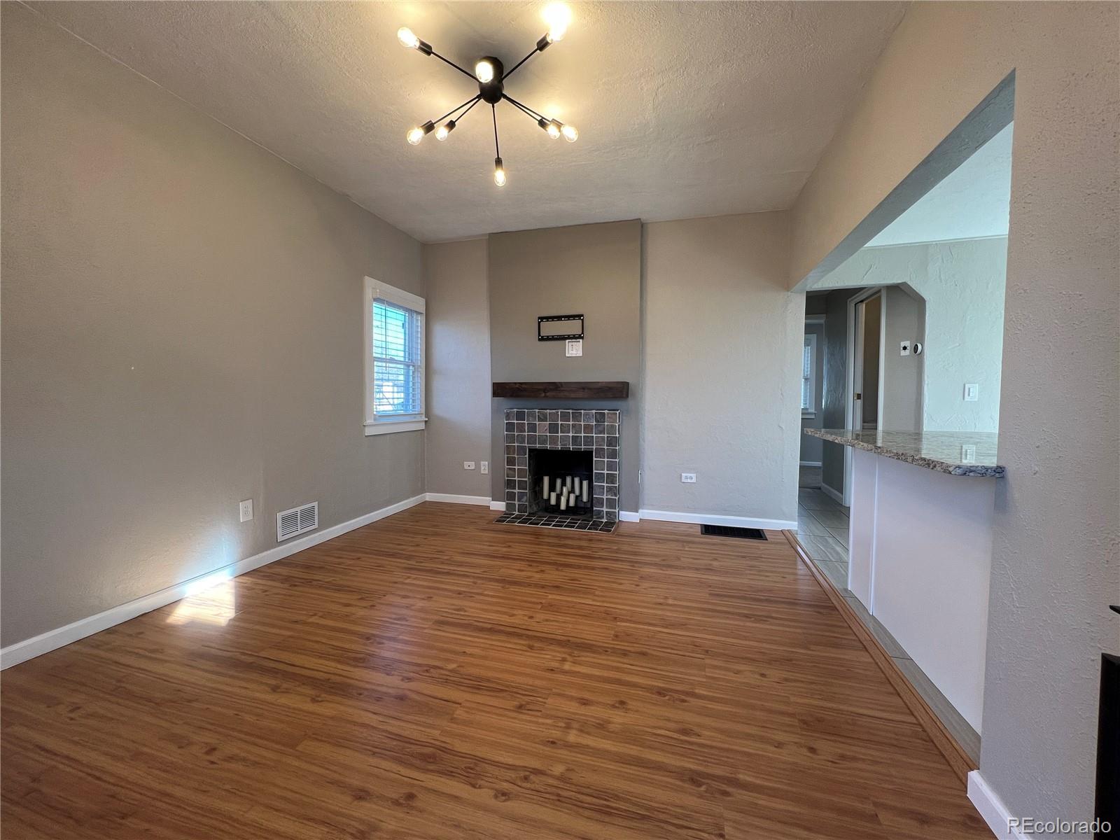 4104 S Pennsylvania Street