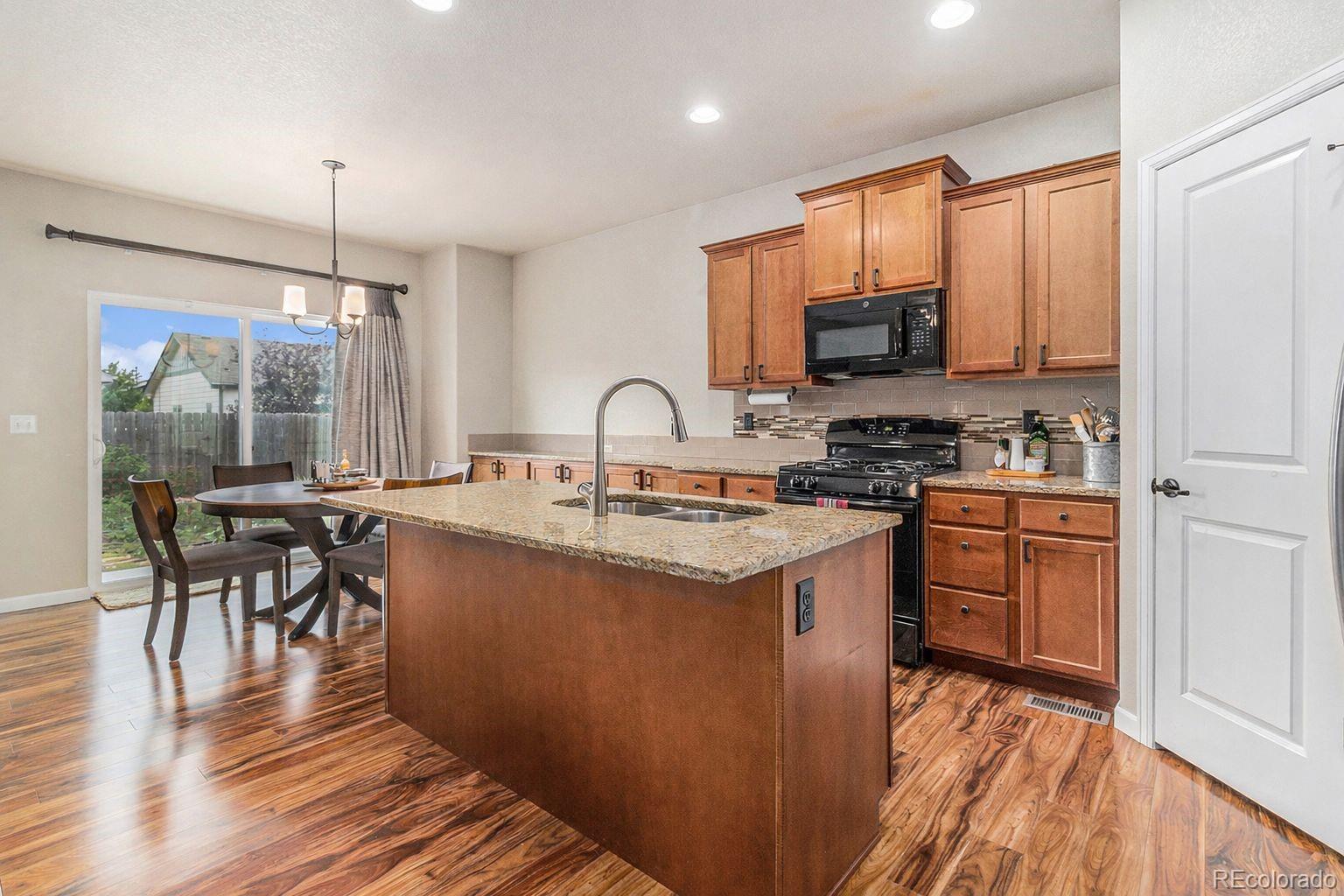 843 Settlers Drive
