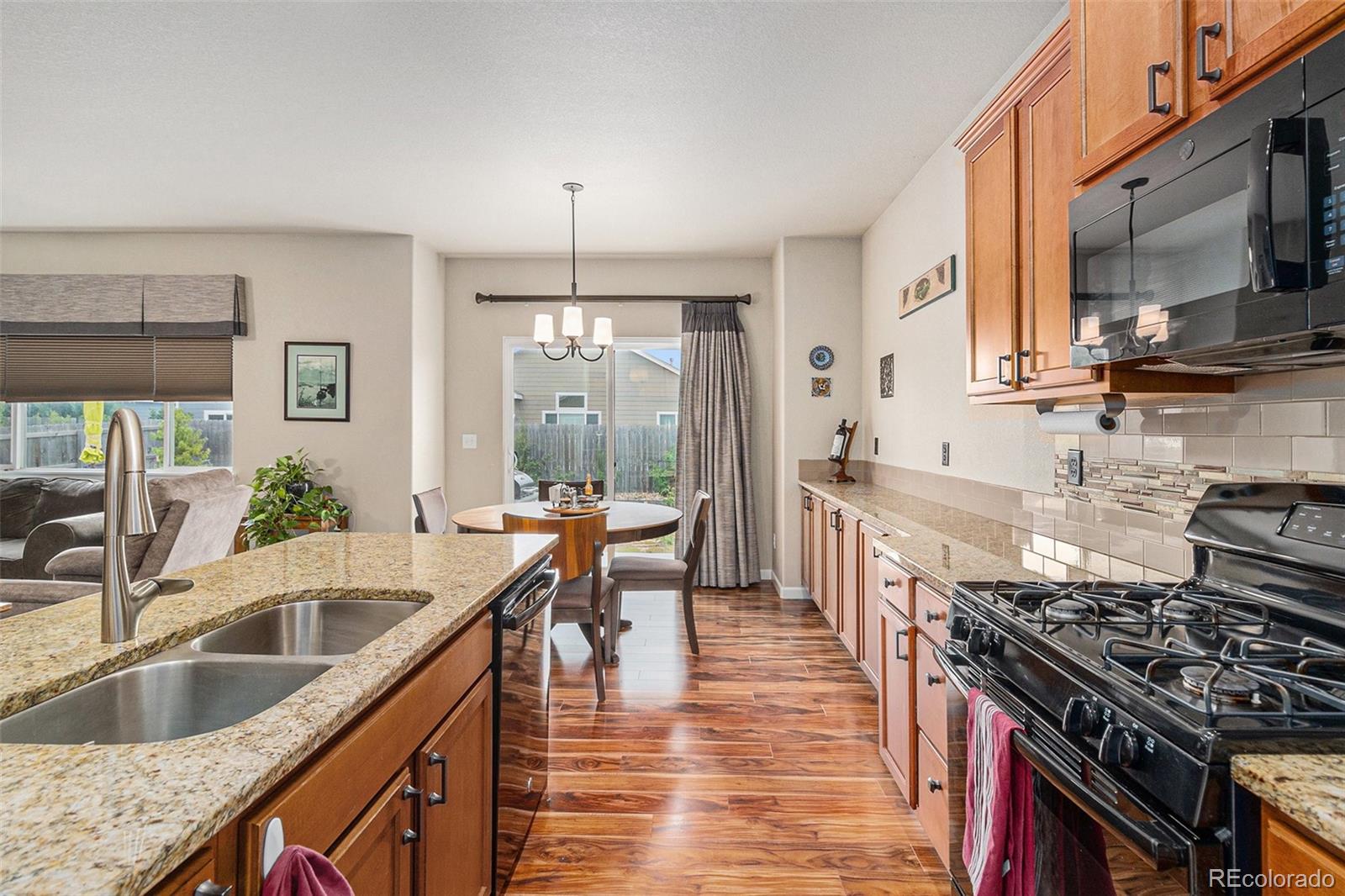 843 Settlers Drive