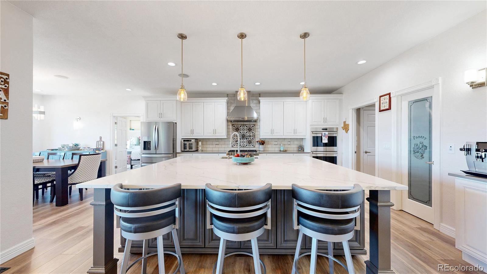 1246 Highland Place