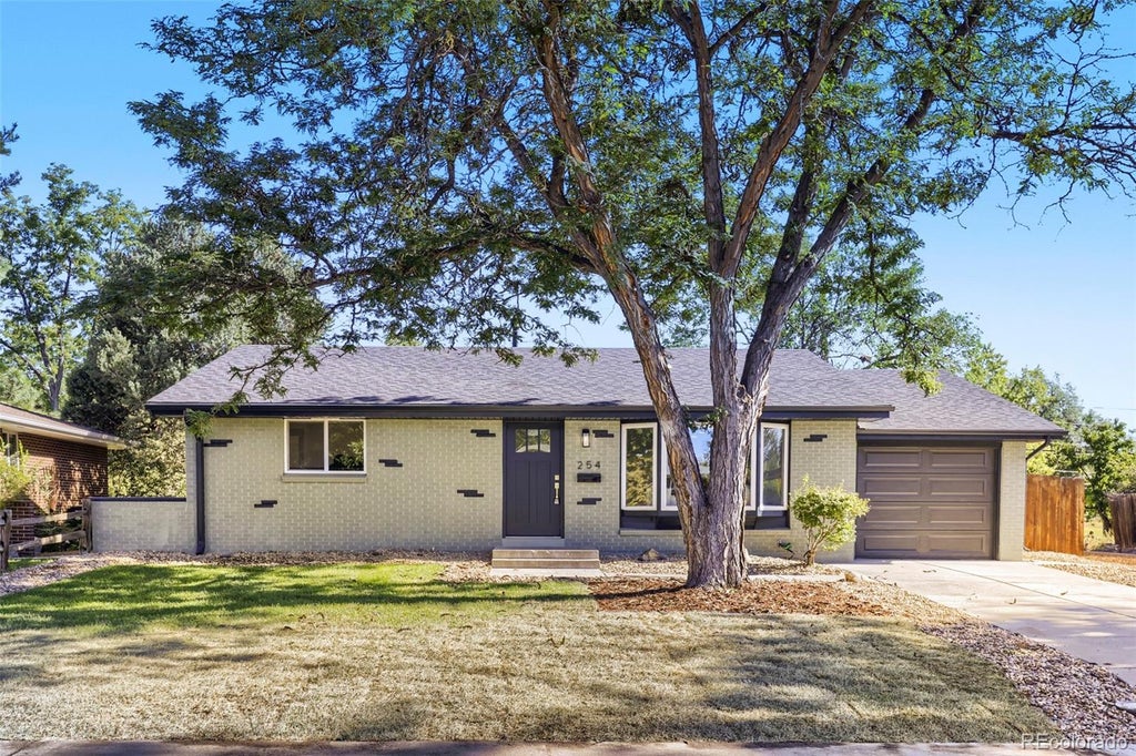Photo of 254 Agate Way, Broomfield, CO 80020 (MLS # 5223714)