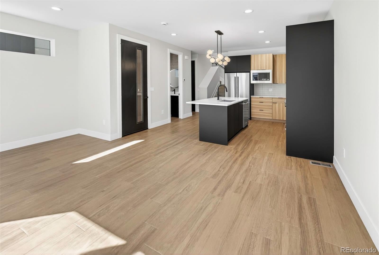 838 N Cherry Street 2