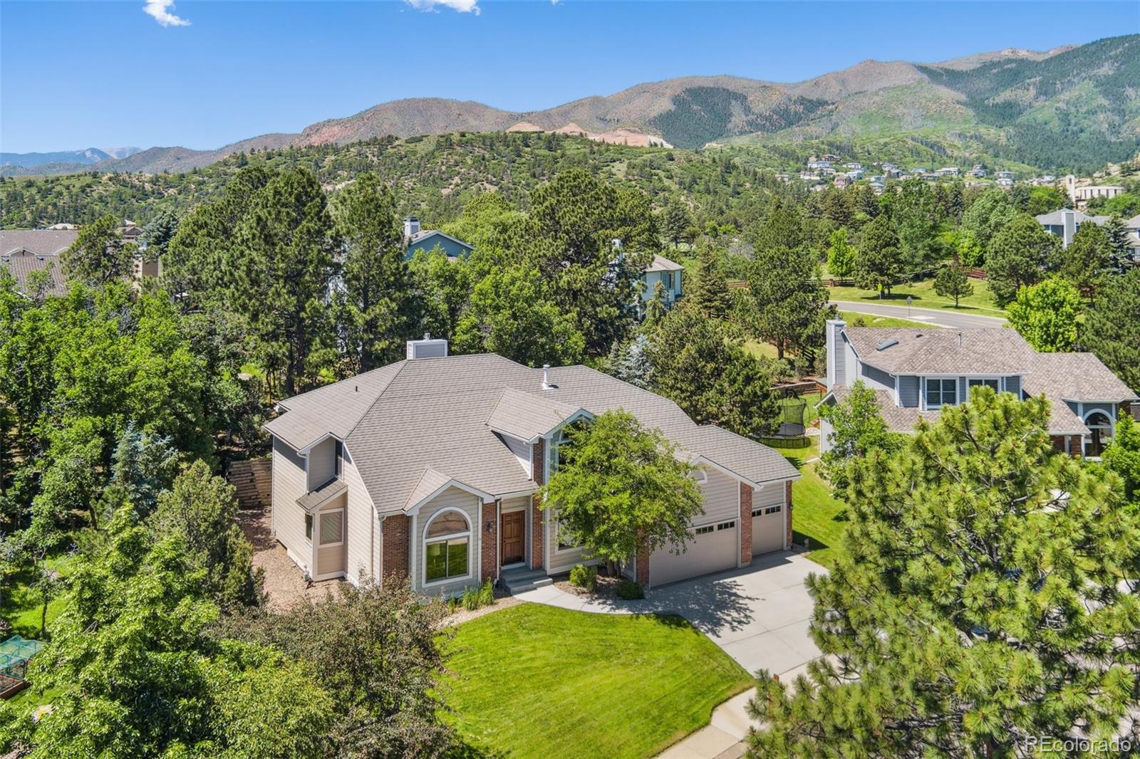 2485 Vantage Drive