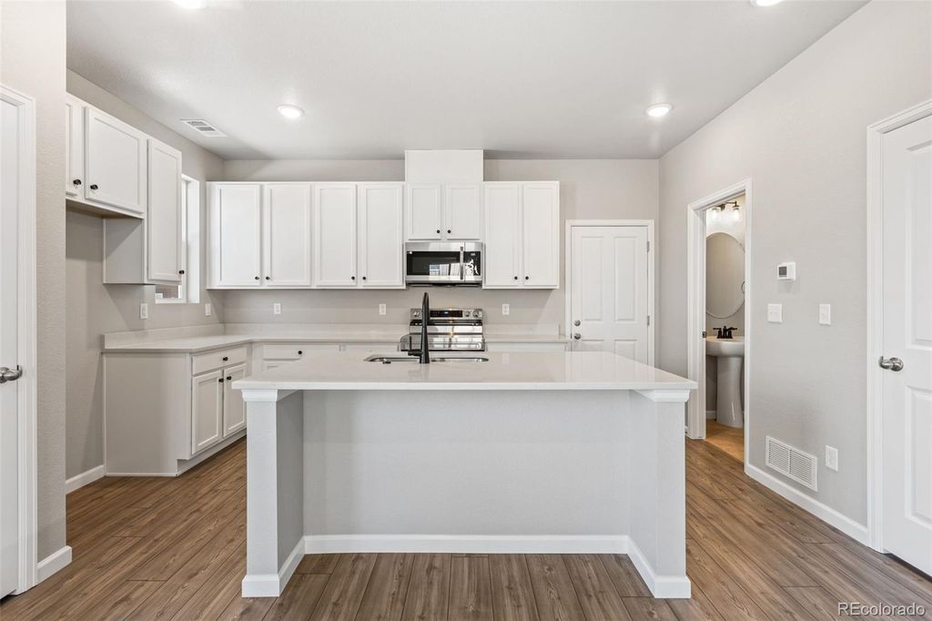 Photo of 1446 Coral Place, Longmont, CO 80504 (MLS # 6588429)