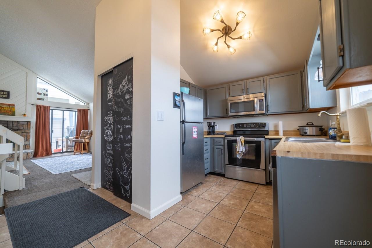 974 S Zeno Way, Aurora, CO, 80017 4 974 S Zeno Way