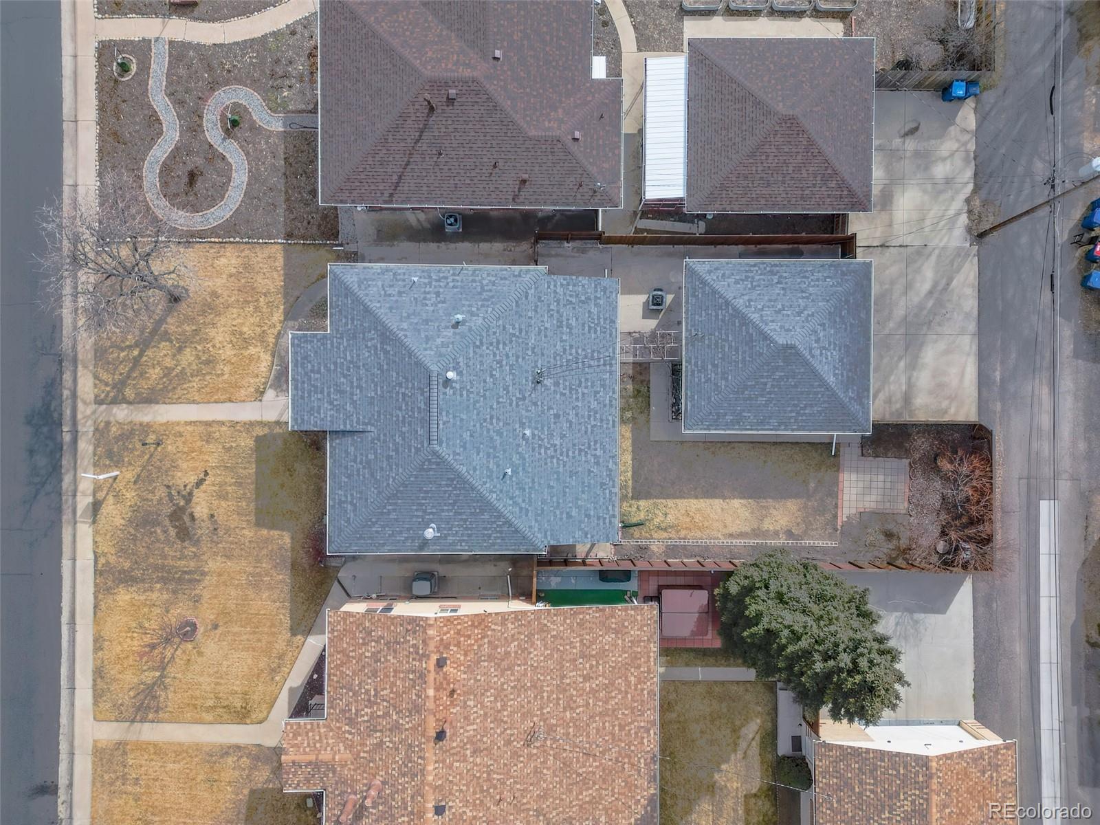 2211 Marshall Street