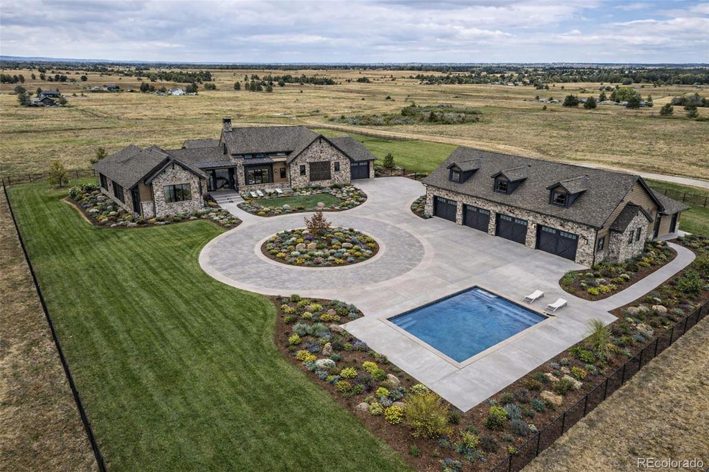 Photo of 8599 Yellowcress Street, Littleton, CO 80125 (MLS # 7304345)