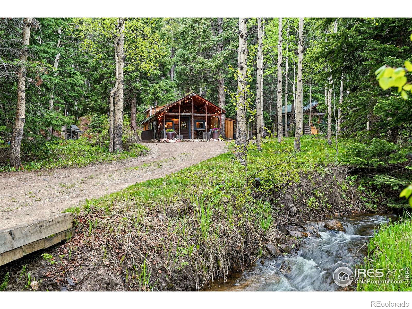 1634 Caribou Road