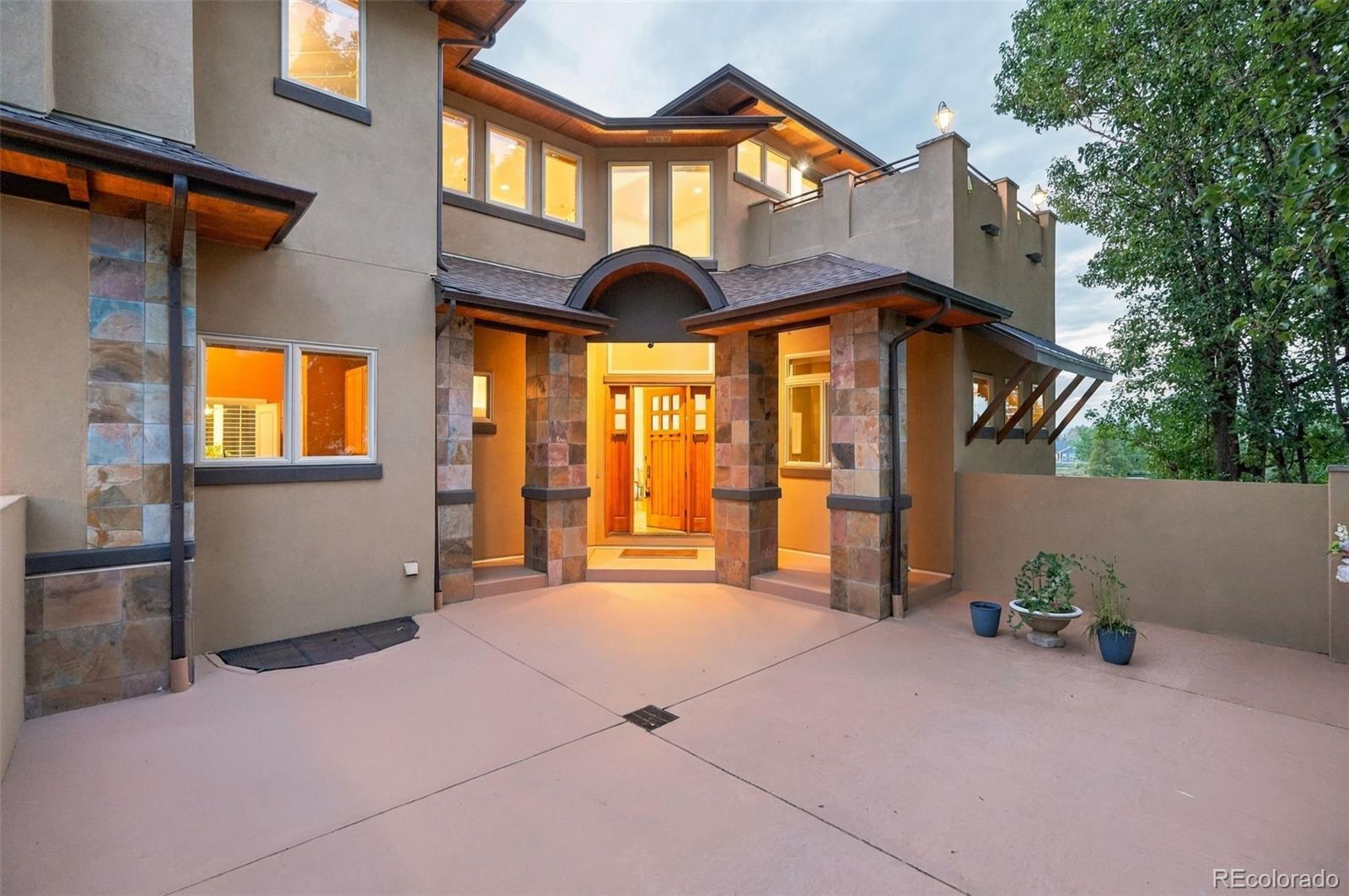 2854 Shoshone Trail