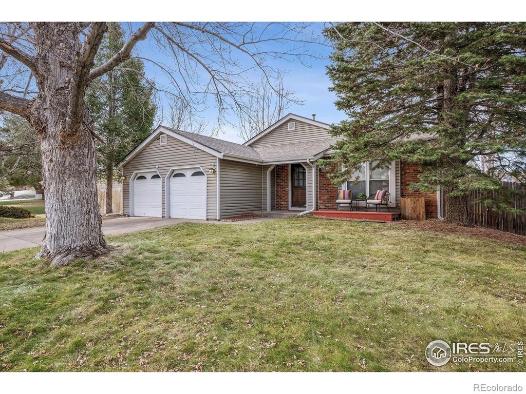 Photo of 4541 Ensenada Street, Denver, CO 80249 (MLS # IR1048429)