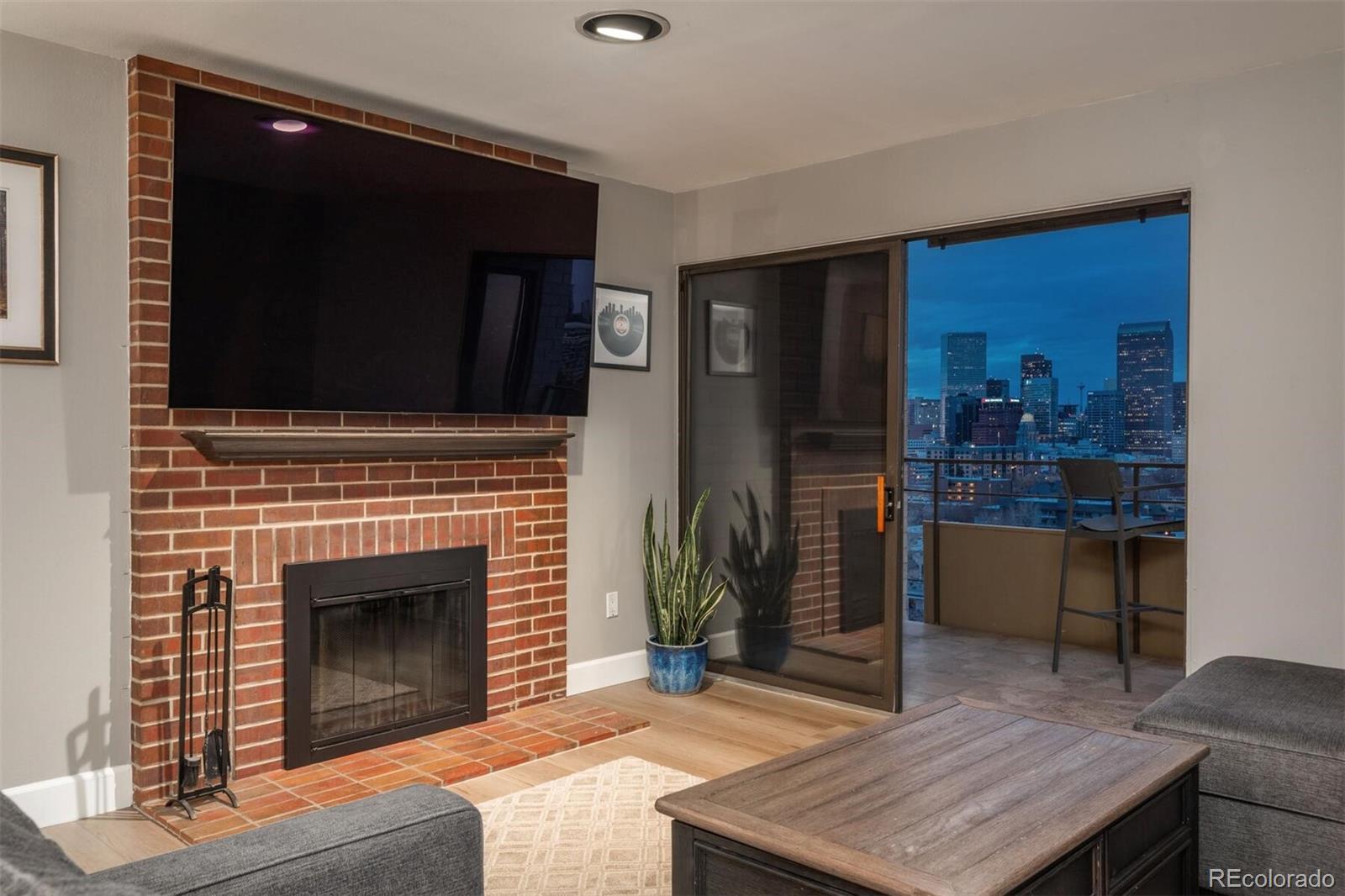 800 N Pearl Street 1211, Denver, CO, 80203 2 800 N Pearl Street 1211