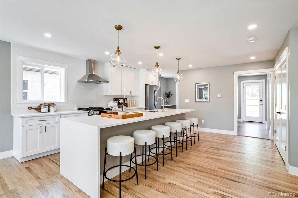 Photo of 2323 N Niagara Street, Denver, CO 80207 (MLS # 8677246)