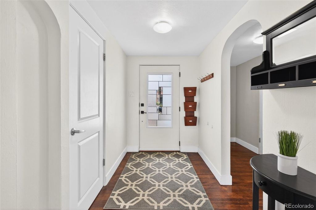 Photo of 2916 S Downing Street, Englewood, CO 80113 (MLS # 8412674)