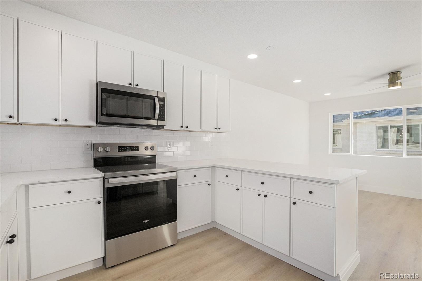 3217 N steele Street