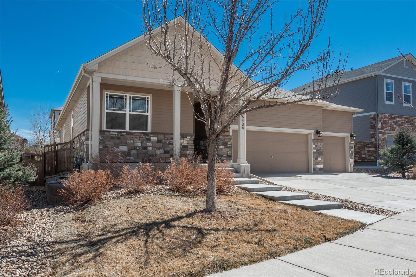 6434 N Ensenada Court
