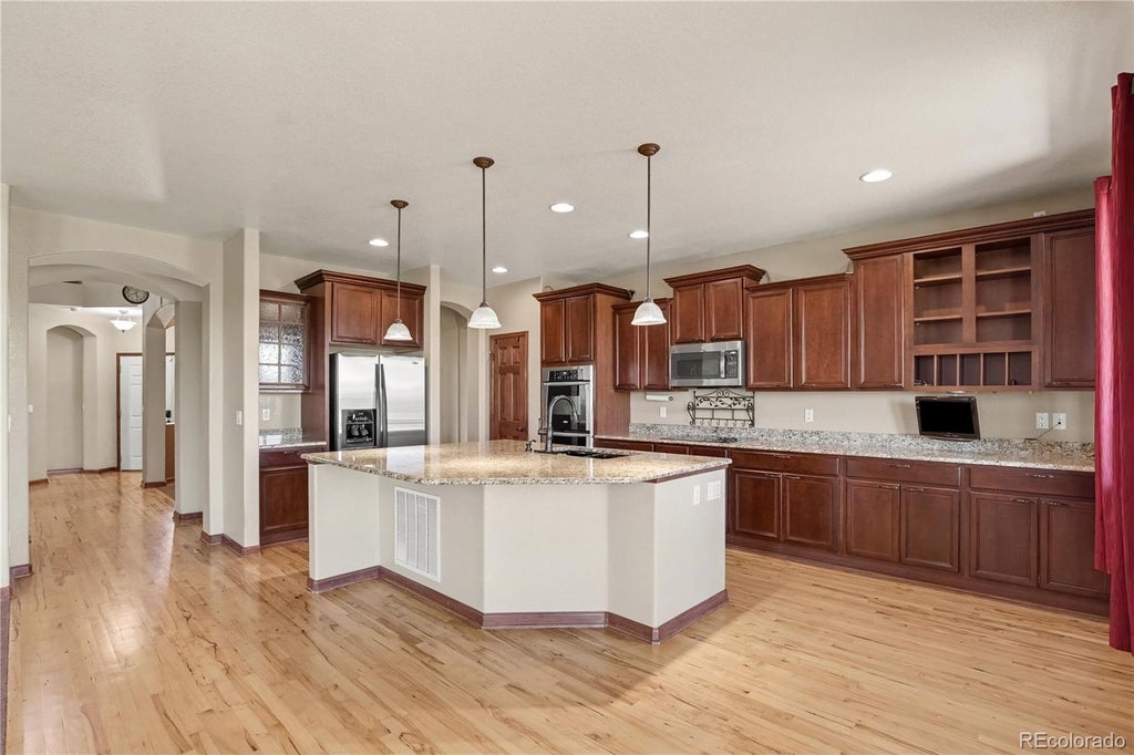 Photo of 11569 S Flower Mound Way, Parker, CO 80134 (MLS # 9223423)
