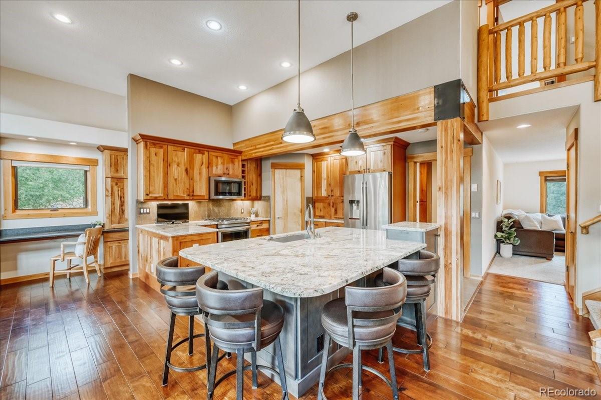 27 Montane Court