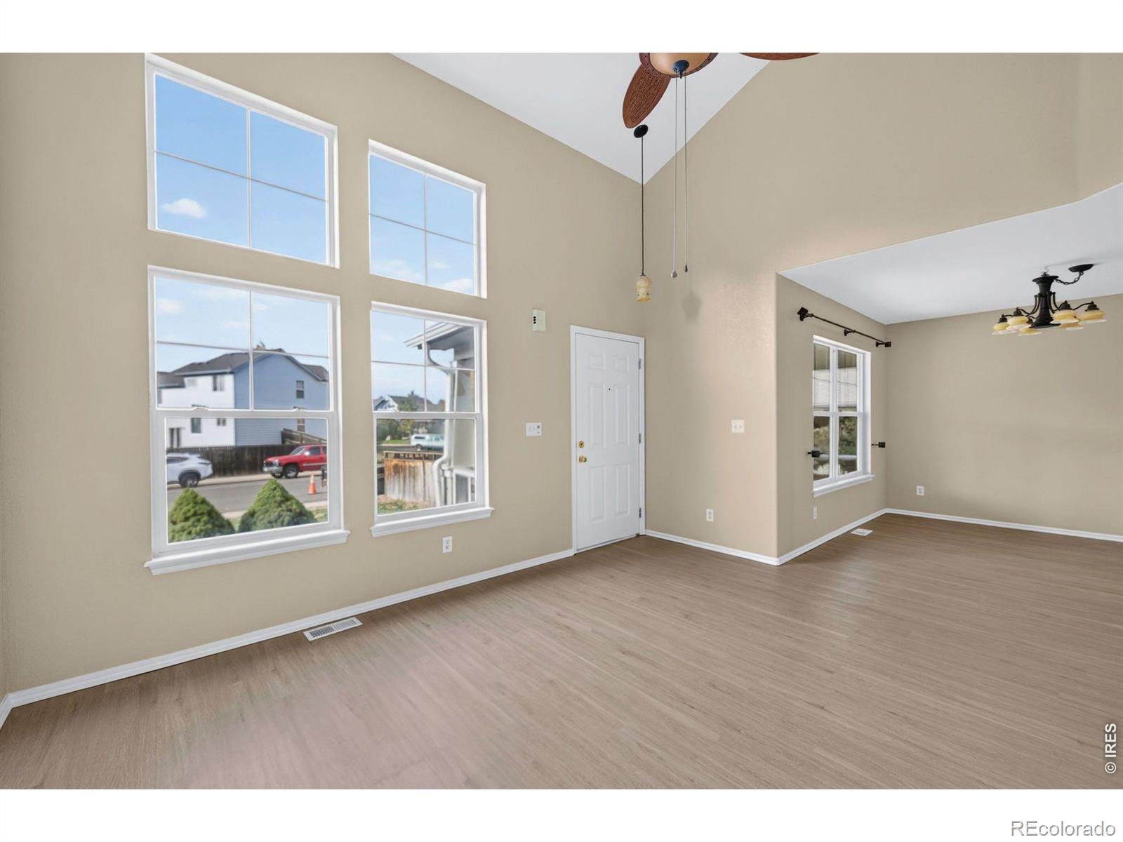 2357 E 116th Place