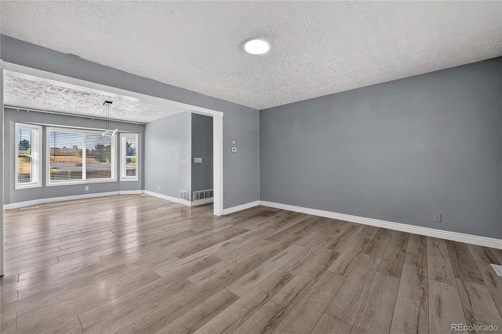 Photo of 5881 S Quatar Circle, Centennial, CO 80015 (MLS # 4631831)