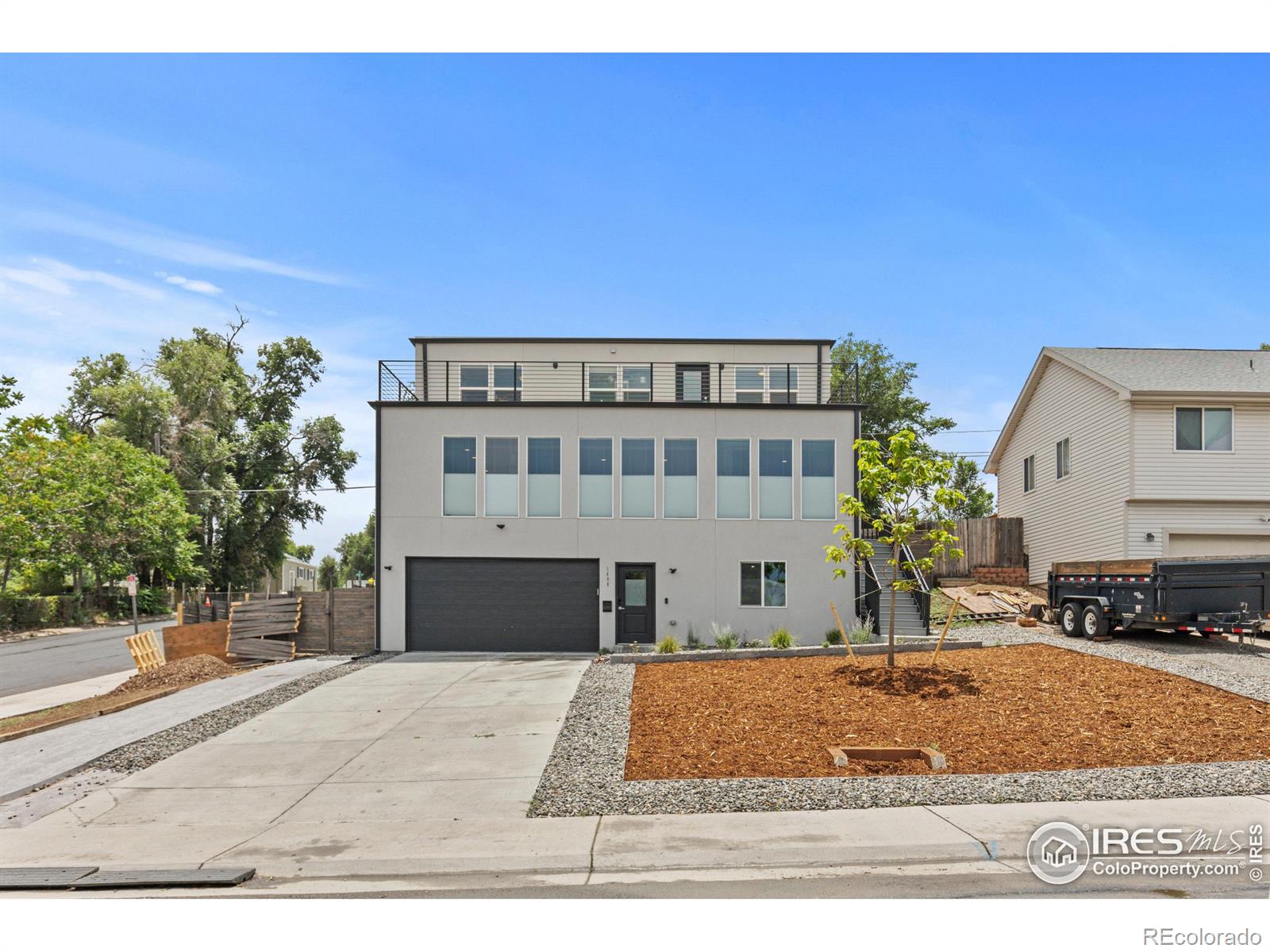 1400 W Alaska Place