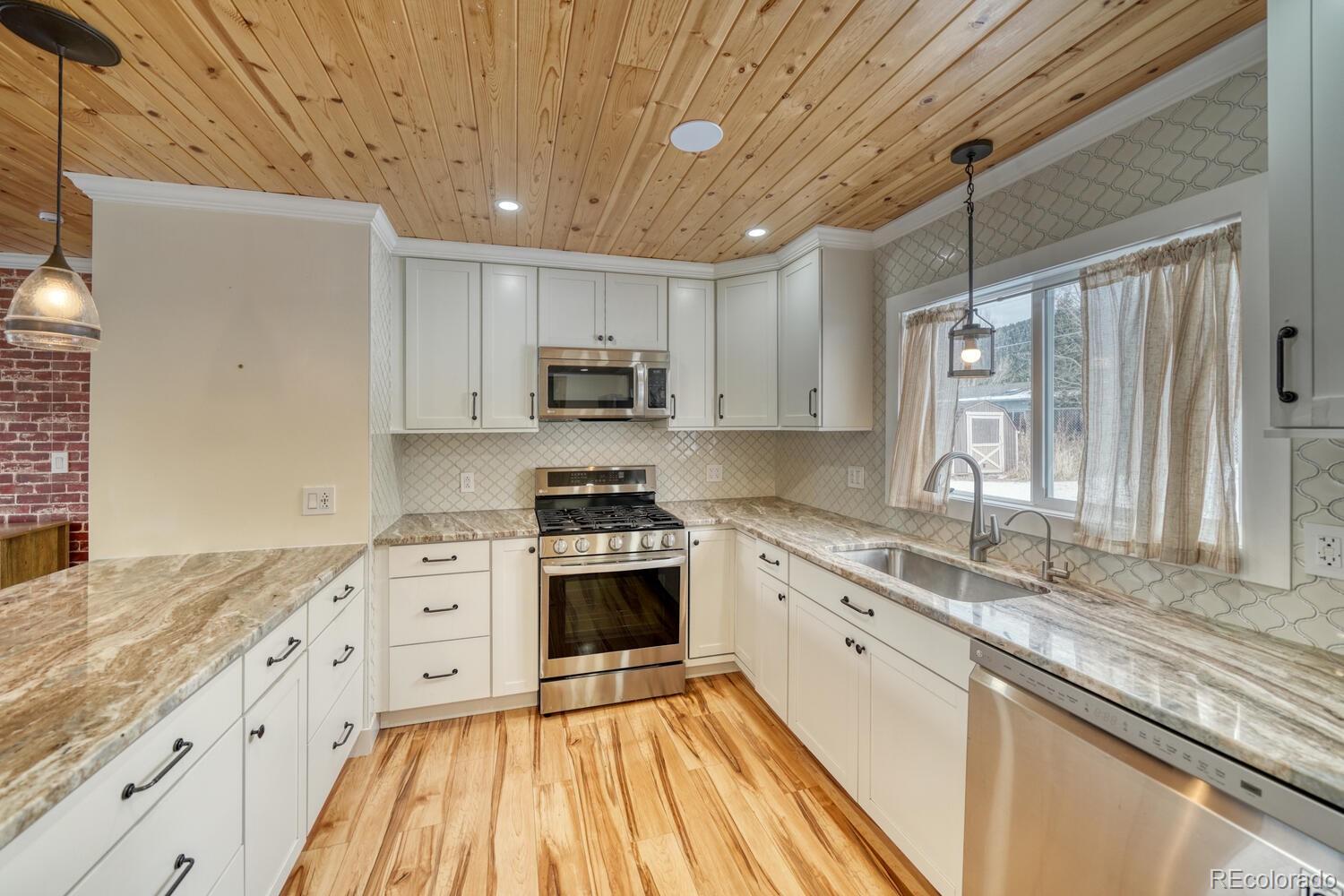 913 N Baldwin Street