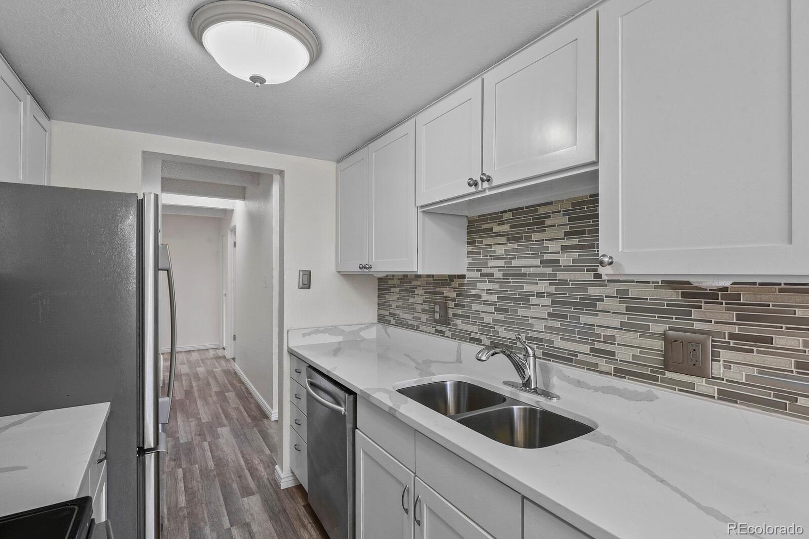 100 S Clarkson Street 202