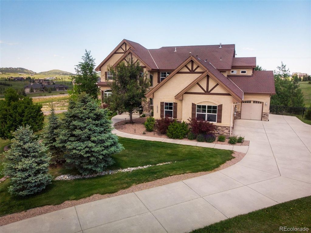 Photo of 19735 Knights Crossing, Monument, CO 80132 (MLS # 6567944)