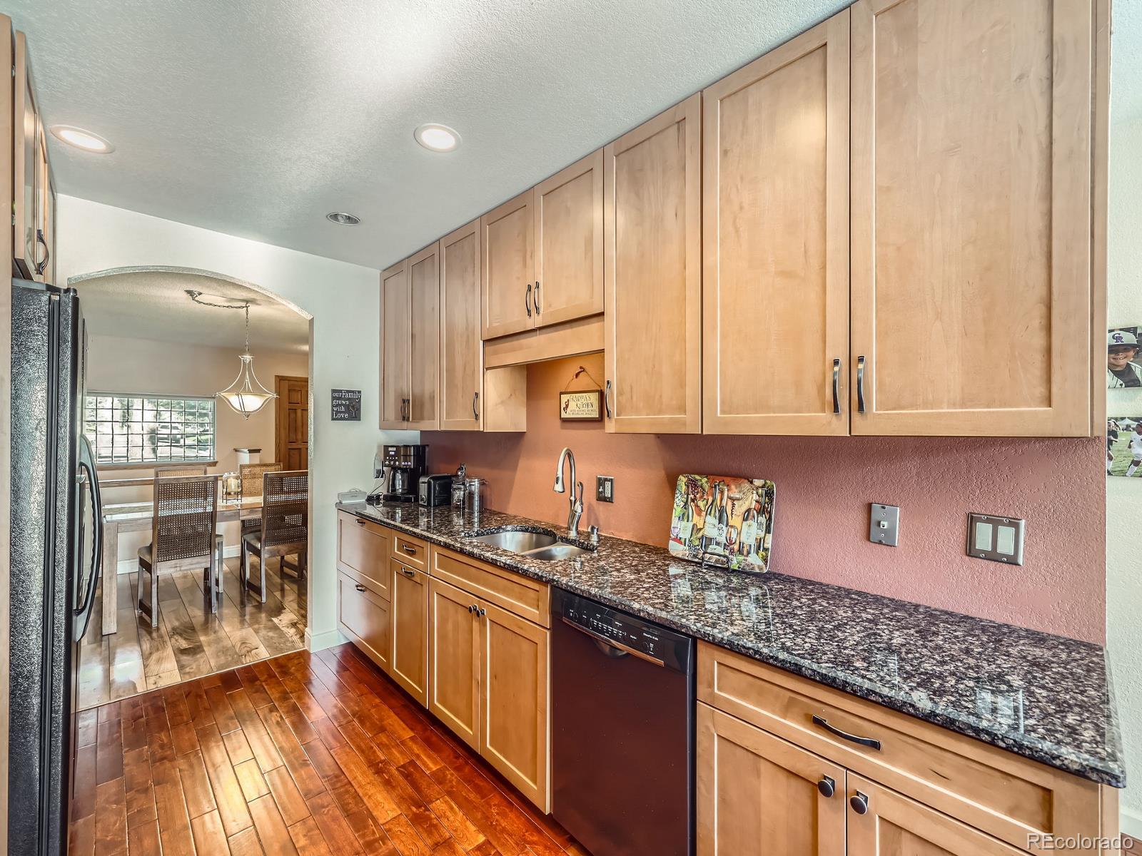 3002 E Long Circle S, Centennial, CO, 80122 3 3002 E Long Circle S