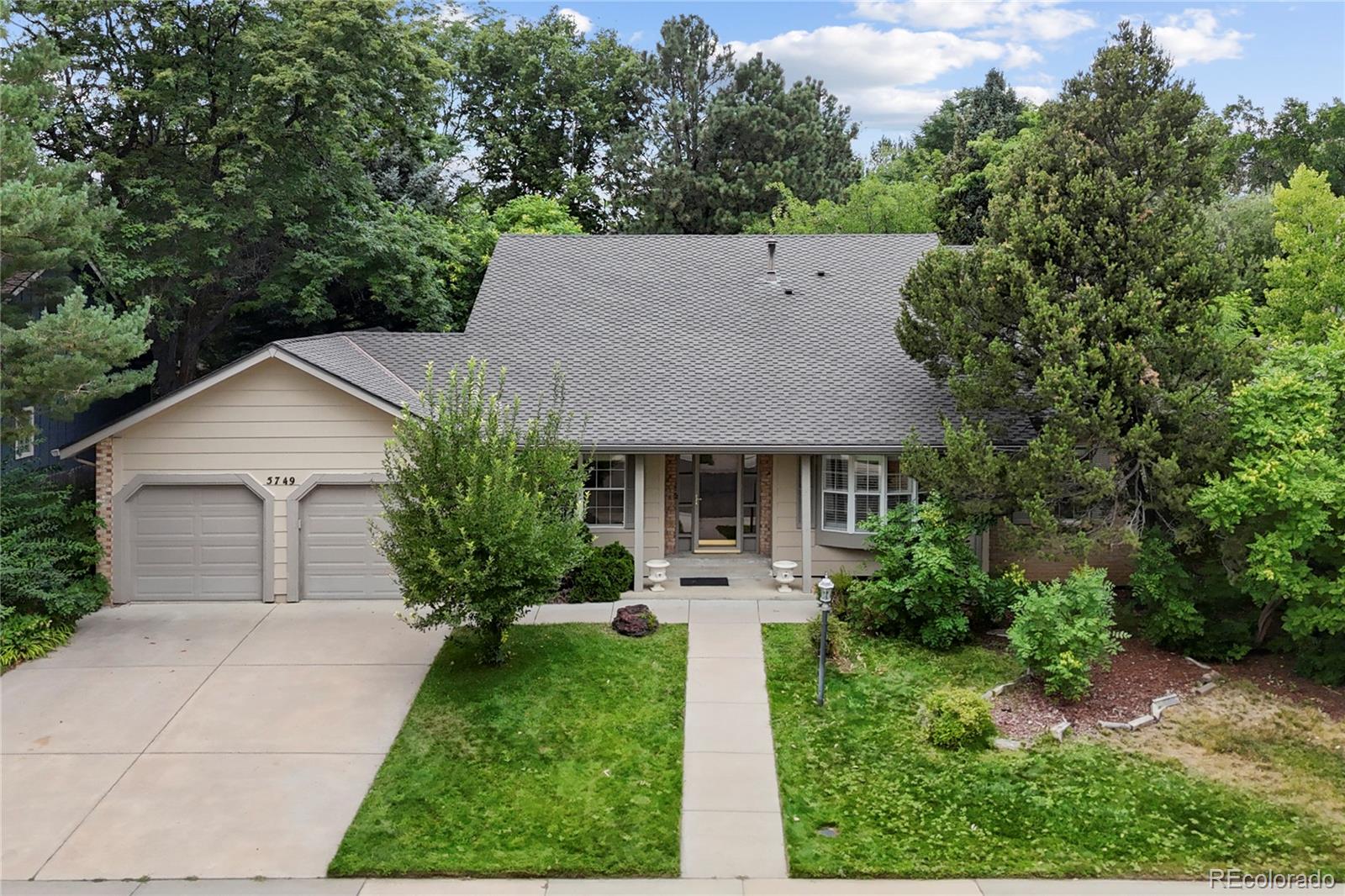 5749 S Lansing Way