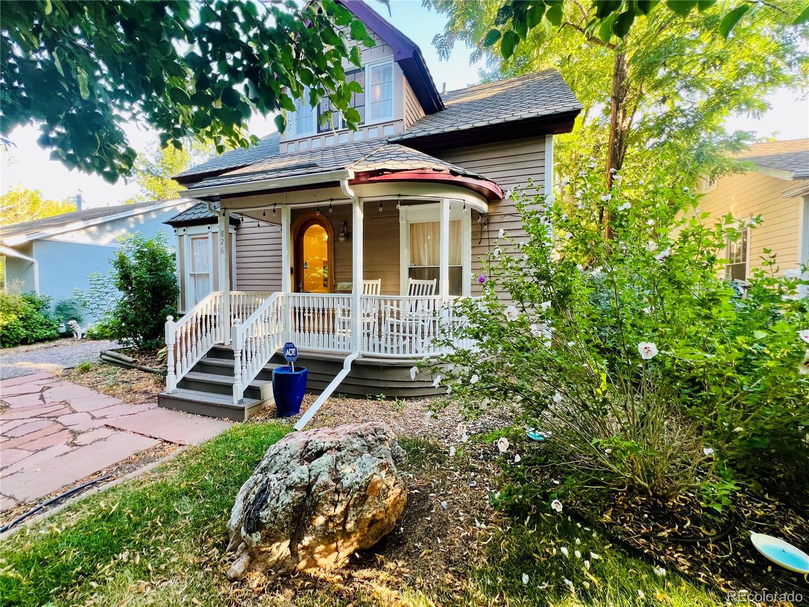 826 Maxwell Avenue