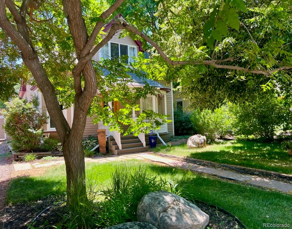 826 Maxwell Avenue