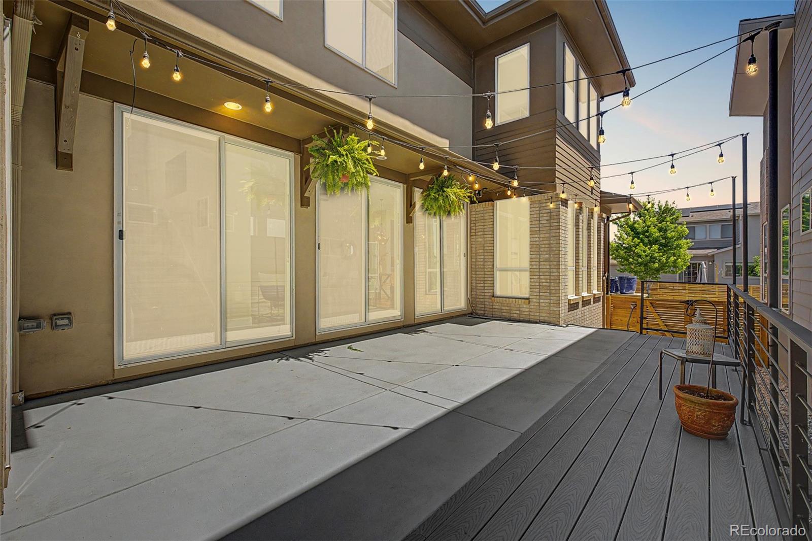 6707 Mariposa Court
