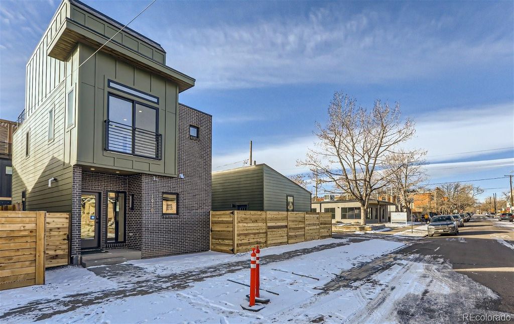 Photo of 1928 W 41st Avenue, Denver, CO 80211 (MLS # 6355087)