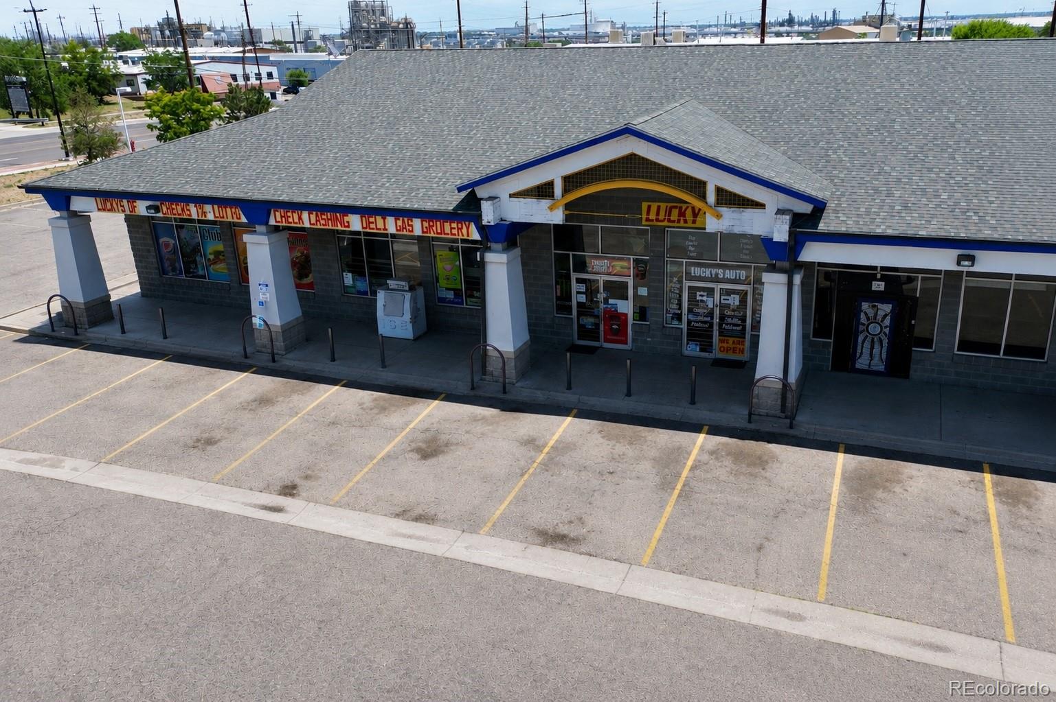 1202 E 58th Avenue