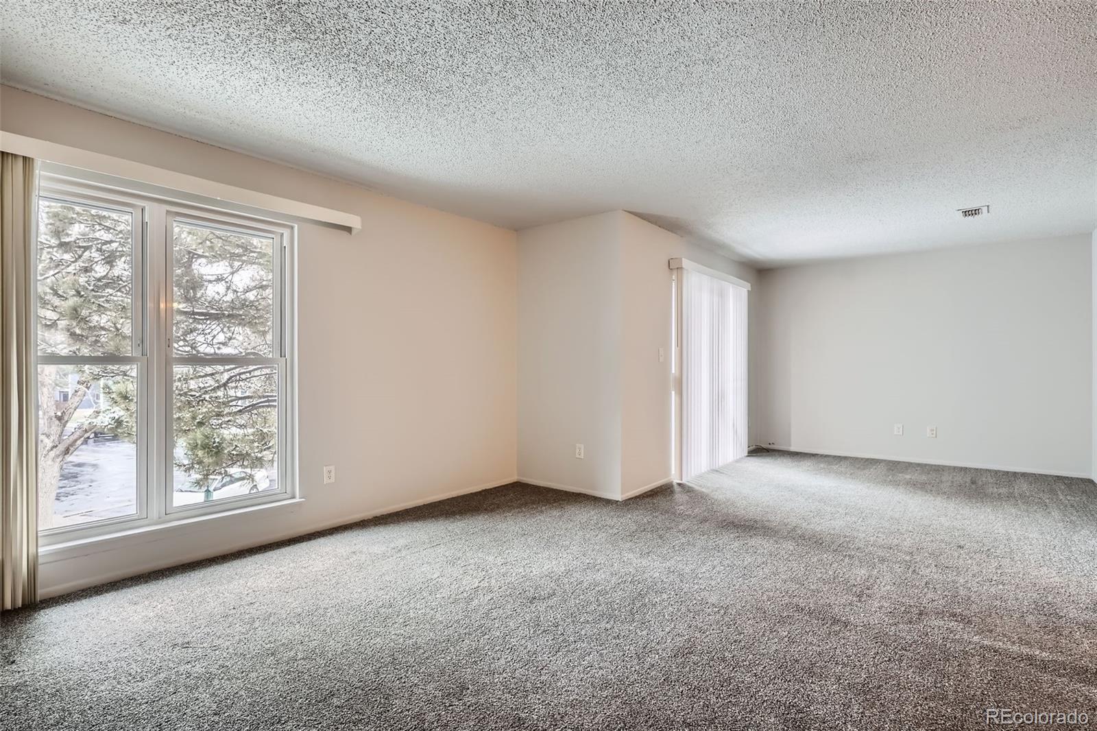 2215 E Geddes Avenue P08