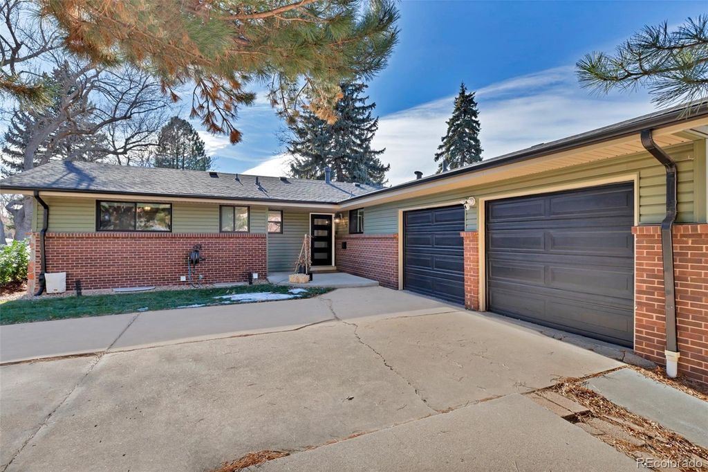 Photo of 6155 S Ivanhoe Street, Centennial, CO 80111 (MLS # 9263590)