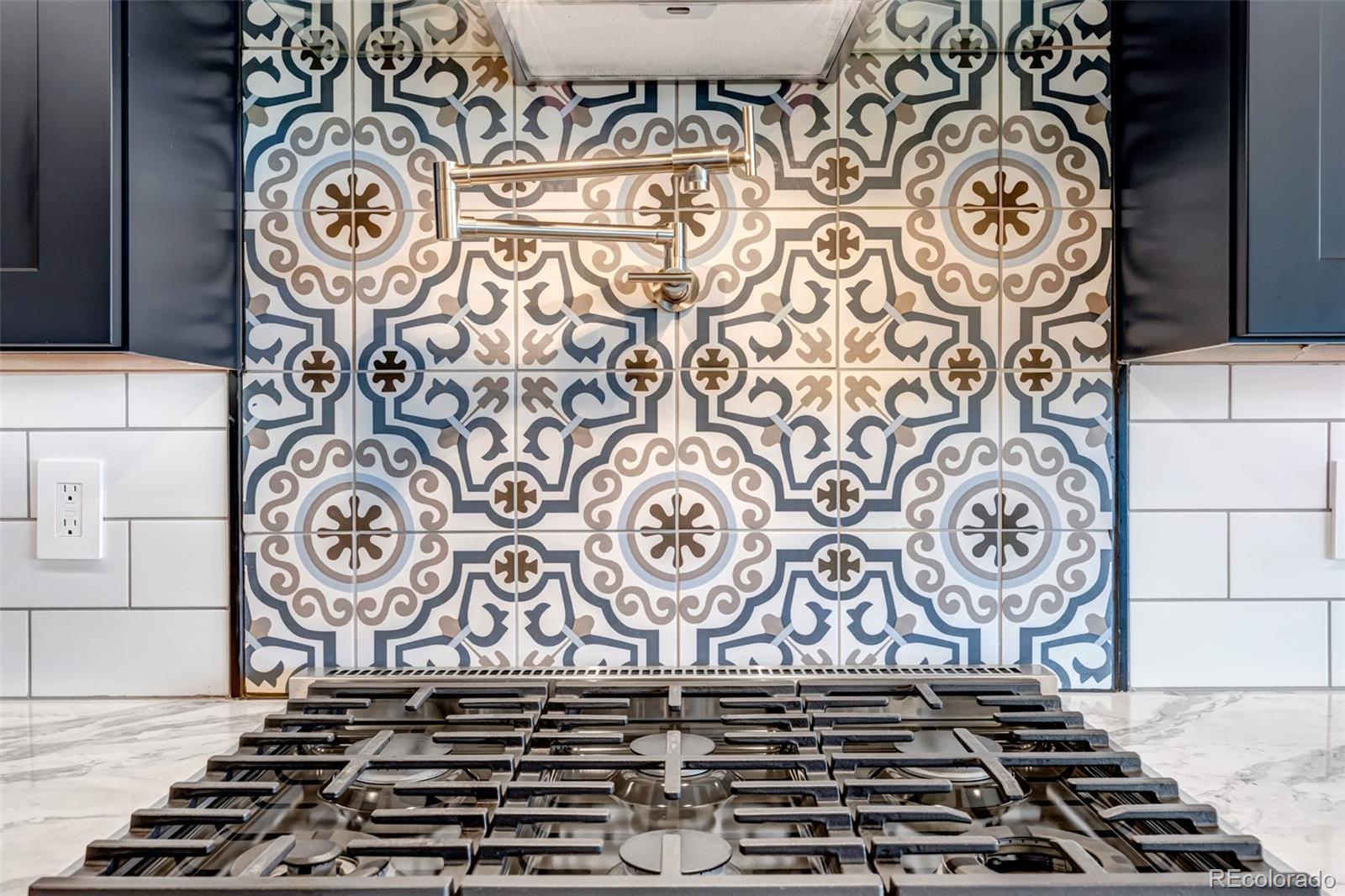 6155 S Ivanhoe Street