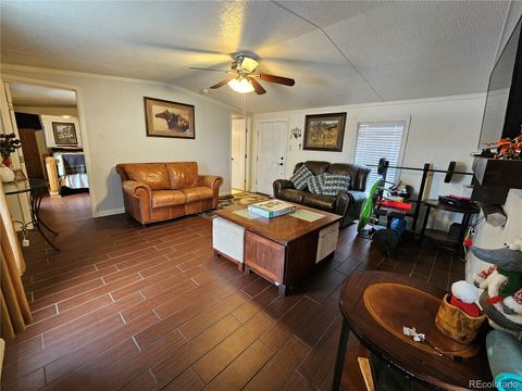 Manufactured Home in Henderson CO 6500 88th Avenue 17.jpg