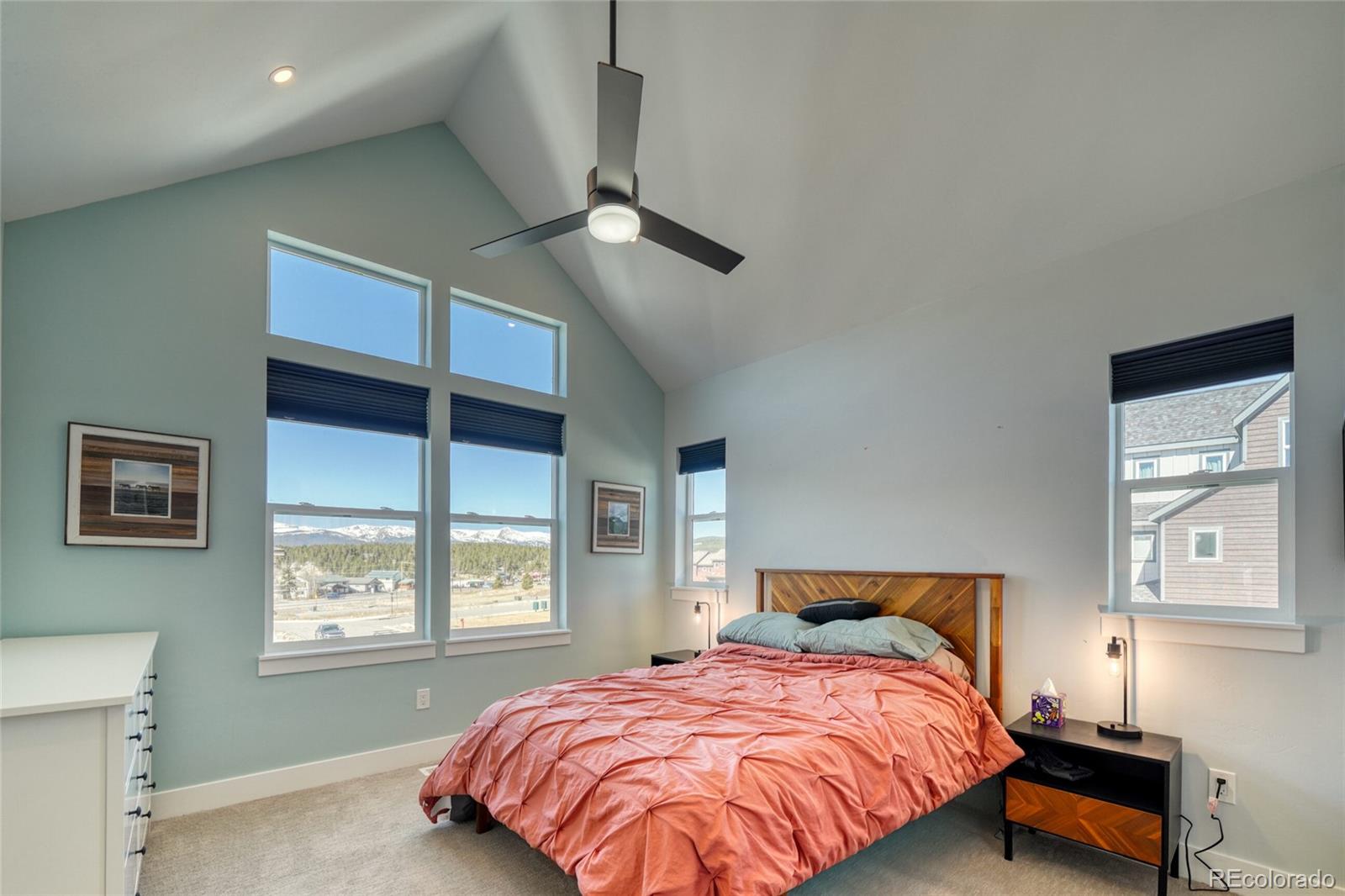 1404 Silver Vault Street