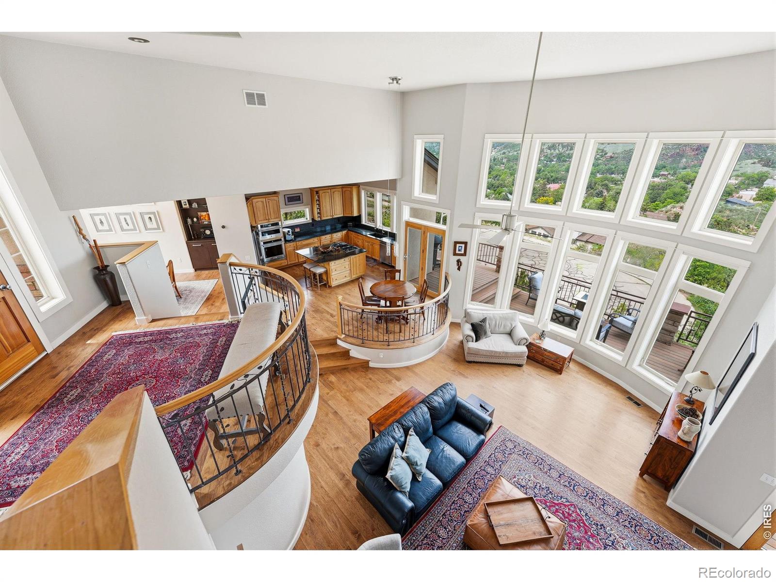 814 Mountain View Drive